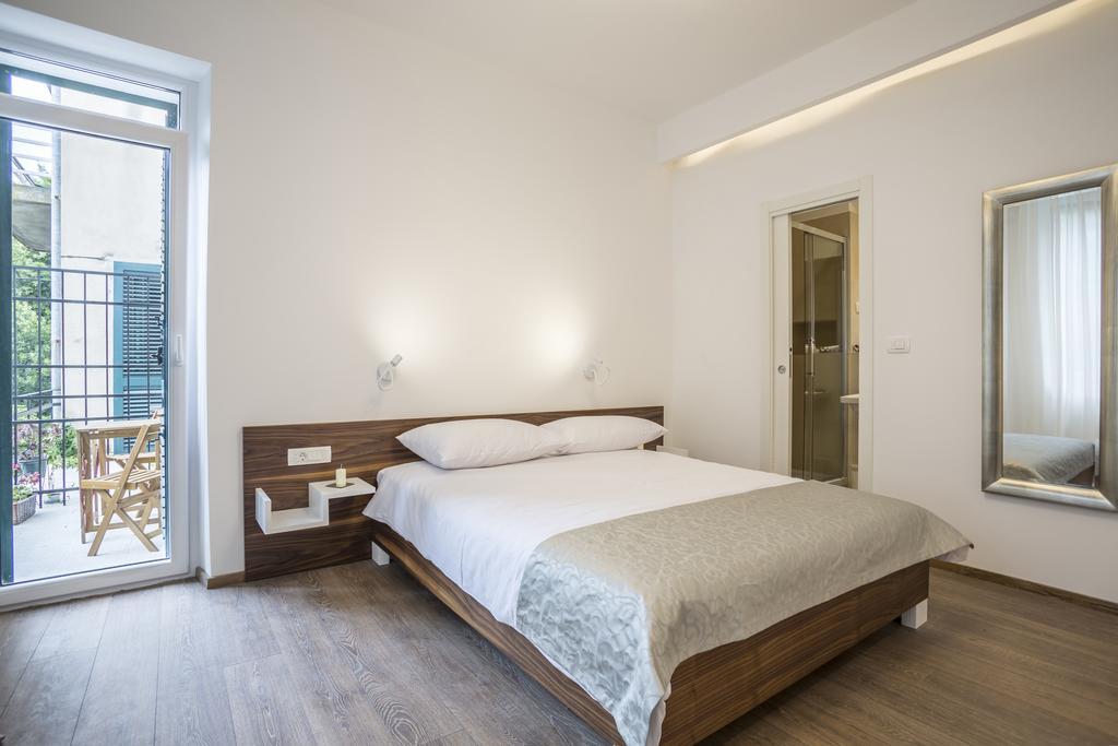 Luxury Accommodation Marino Спліт Екстер'єр фото