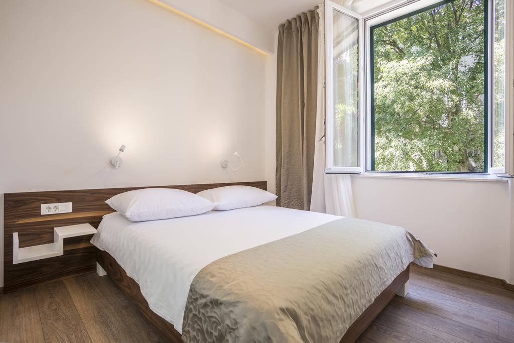 Luxury Accommodation Marino Спліт Екстер'єр фото